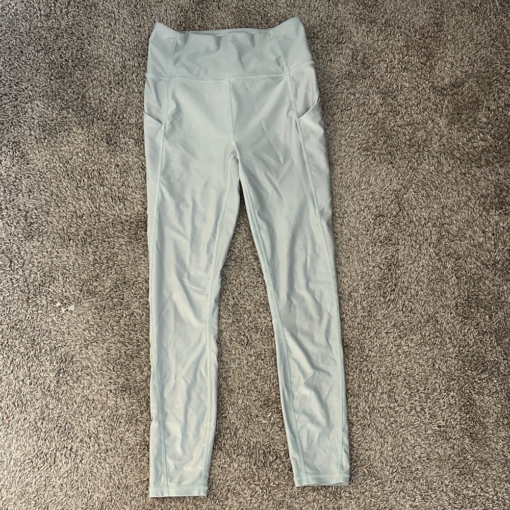 Fabletics Oasis PureLuxe High-Waisted Shine 7/8 Legging